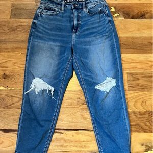 American Eagle mom jeans